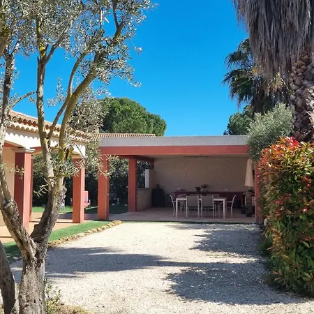 Les Bouzigues Et Holiday home Alignan-du-Vent